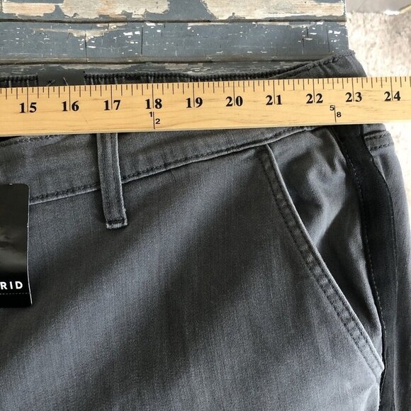 Torrid Crop Pull on Boyfriend Straight Gray/Black Stripe Jeans Plus size 4X NWT - Picture 7 of 12